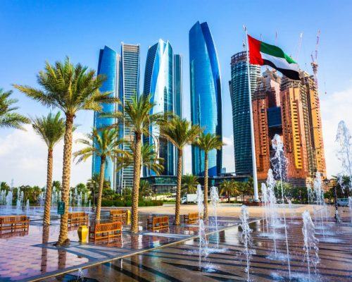 Abu-Dhabi-Skyscraper-iStock_000031660514_Large-2